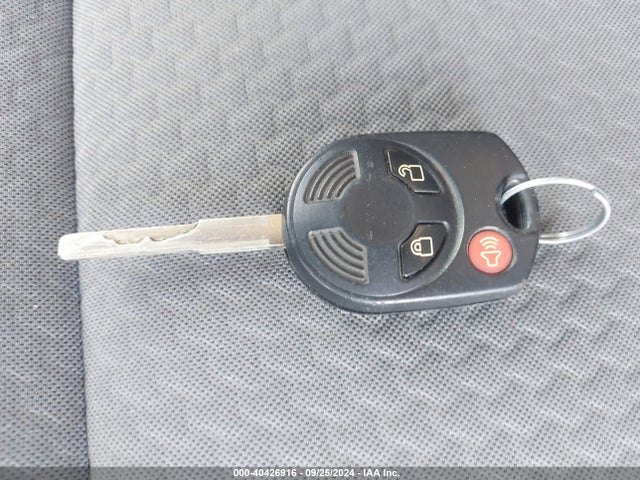 Ford ESCAPE SE 2017 1FMCU9GD0HUC58890 Image 11