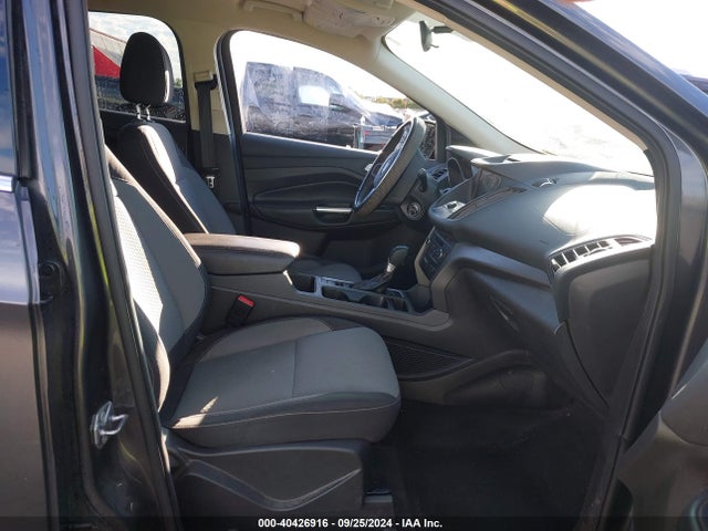Ford ESCAPE SE 2017 1FMCU9GD0HUC58890 Image 5