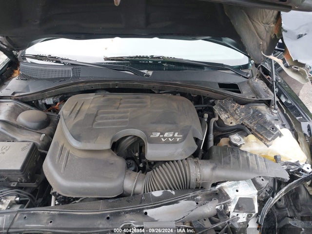 2C3CCAAG0JH308583 Chrysler 300 Touring