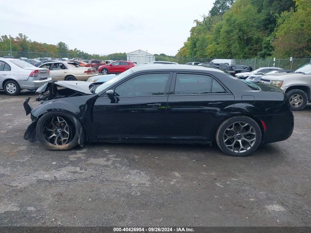 2C3CCAAG0JH308583 Chrysler 300 Touring