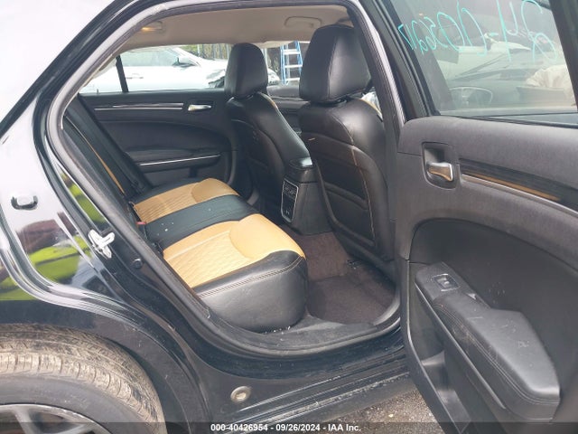 Chrysler 300 Touring 2018 2C3CCAAG0JH308583 Image 8