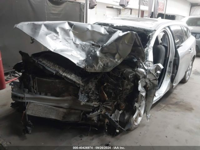 YV140MEKXH1373470 Volvo V60 T5 Premier