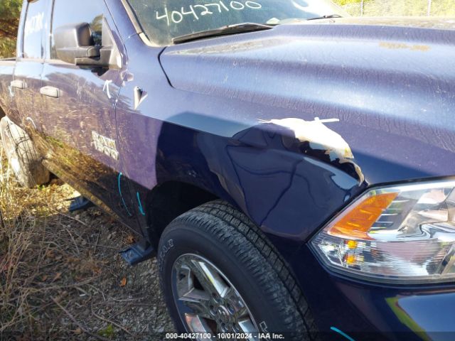 1C6RR7FGXJS263877 RAM 1500 Express Quad Cab 4x4 6'4 Box
