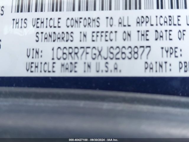 1C6RR7FGXJS263877 RAM 1500 Express Quad Cab 4x4 6'4 Box
