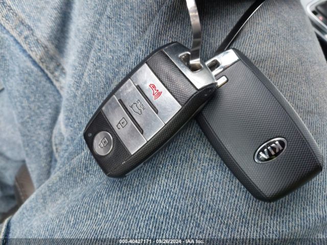 5XYPKDA50KG439075 KIA Sorento 3.3l Sxl