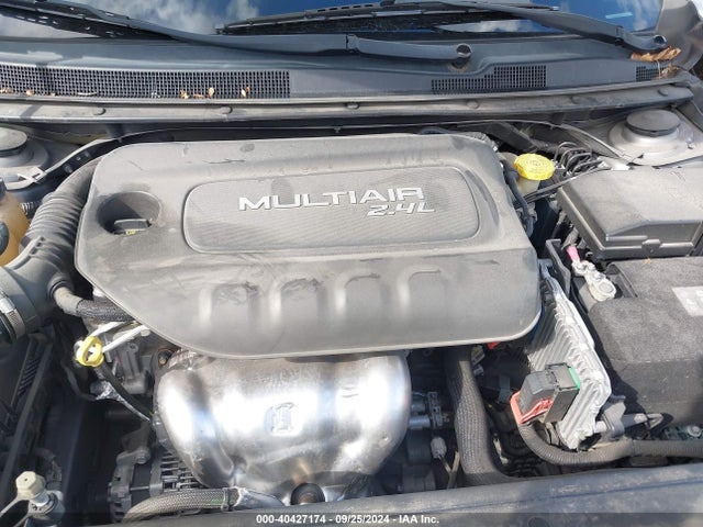 1C3CCCBB6FN721881 Chrysler 200 S