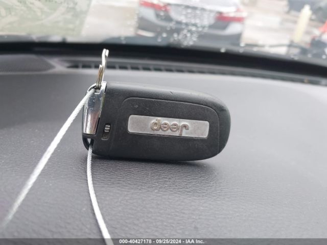 3C4NJCBB0JT124793 Jeep Compass Latitude Fwd