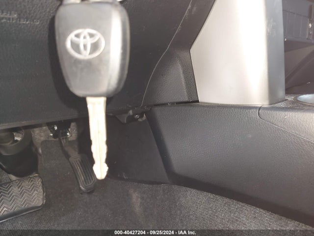 Toyota Rav4 Xle 2015 JTMWFREV6FD072131 Image 11