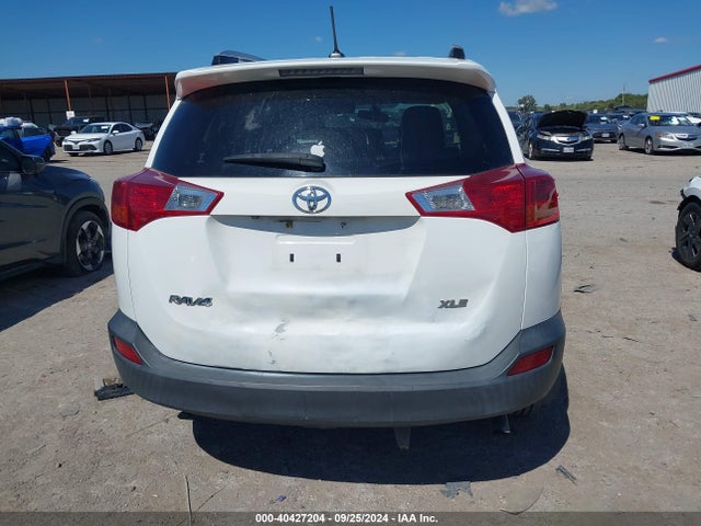 Toyota Rav4 Xle 2015 JTMWFREV6FD072131 Image 16