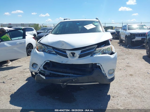 Toyota Rav4 Xle 2015 JTMWFREV6FD072131 Image 6
