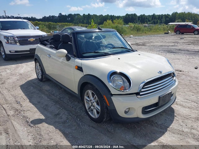 2011 MINI COOPER WMWZN3C50BT265100 Photo 0