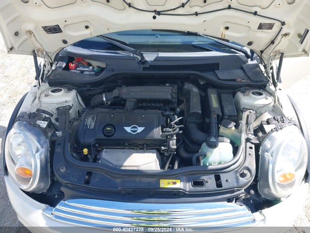 2011 MINI COOPER WMWZN3C50BT265100 Photo 9