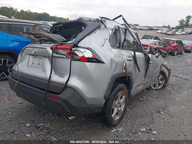 Toyota Rav4 Xle 2022 2T3W1RFV9NC204962 Image 4