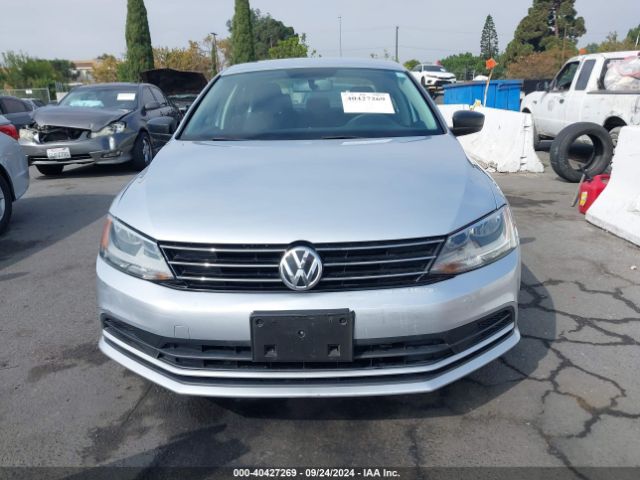 3VW2K7AJXFM320206 Volkswagen Jetta 2.0l S