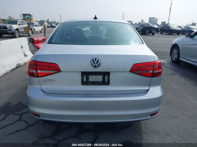 3VW2K7AJXFM320206 Volkswagen Jetta 2.0l S