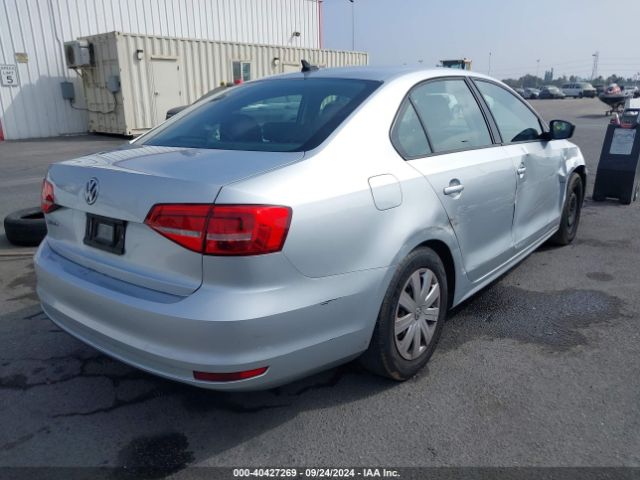 3VW2K7AJXFM320206 Volkswagen Jetta 2.0l S