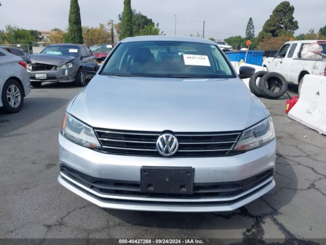 3VW2K7AJXFM320206 Volkswagen Jetta 2.0l S