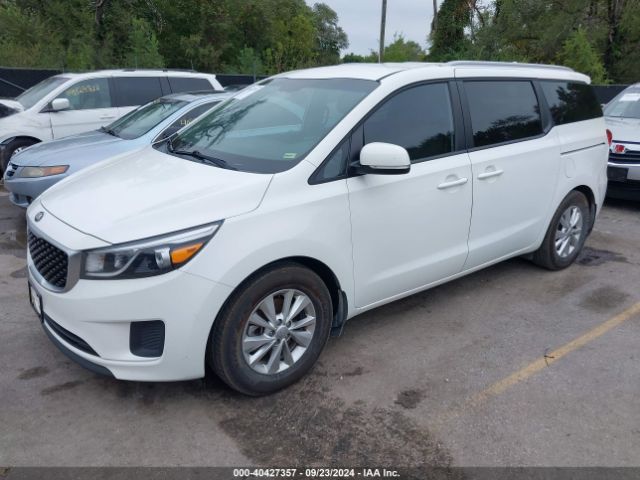 KNDMB5C13F6024876 KIA SEDONA LX