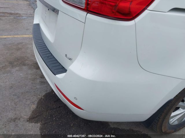 KNDMB5C13F6024876 KIA SEDONA LX