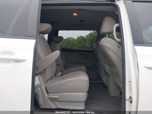 KNDMB5C13F6024876 KIA SEDONA LX