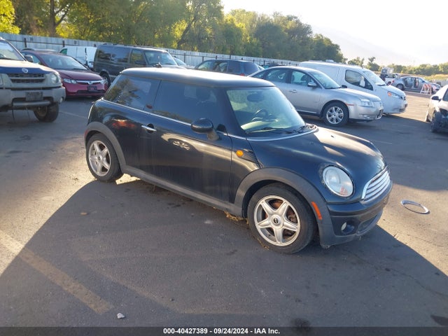 2007 MINI COOPER WMWMF33567TL68455 Photo 0