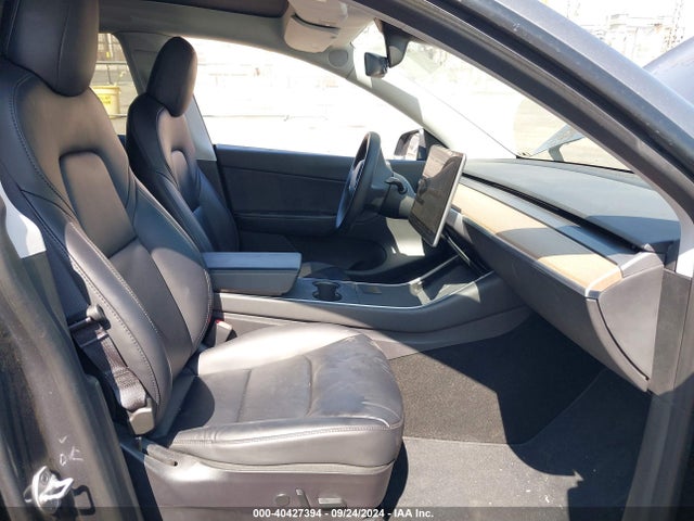 2020 TESLA MODEL Y 5YJYGDEE2LF050897 Photo 4