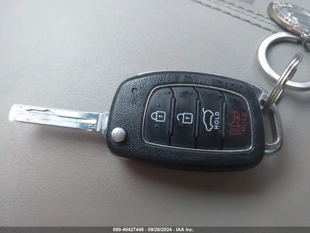 Hyundai TUCSON SE 2019 KM8J2CA46KU952607 Image 11