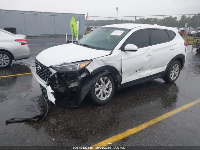 Hyundai TUCSON SE 2019 KM8J2CA46KU952607 Image 2
