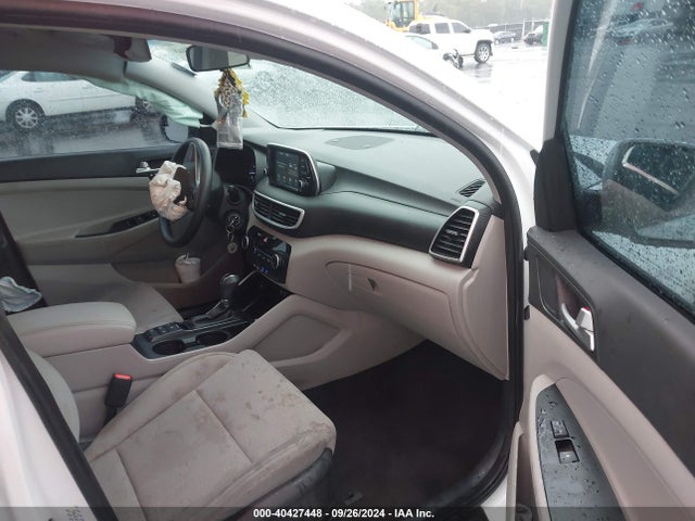 Hyundai TUCSON SE 2019 KM8J2CA46KU952607 Image 5