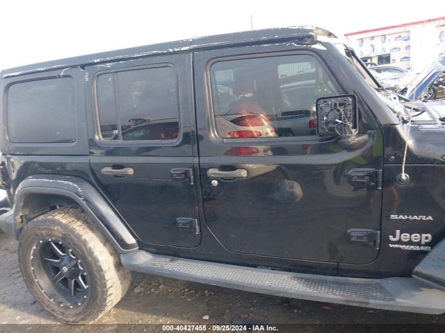 1C4HJXEN6KW595840 Jeep Wrangler Unlimited Sahara 4x4