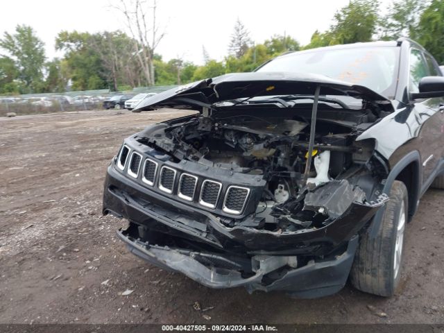 3C4NJCBB1JT339194 Jeep Compass Latitude Fwd