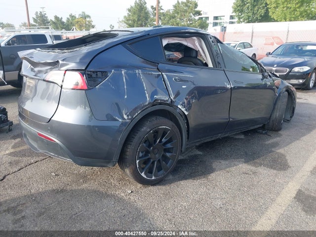 2021 TESLA MODEL Y 5YJYGDEE5MF201054 Photo 3