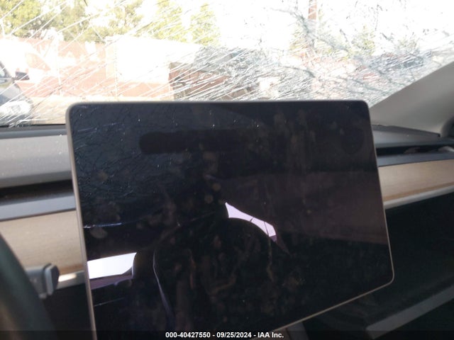 2021 TESLA MODEL Y 5YJYGDEE5MF201054 Photo 6