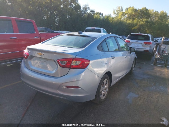 Chevrolet Cruze Ls Auto 2017 1G1BC5SM0H7245504 Image 4