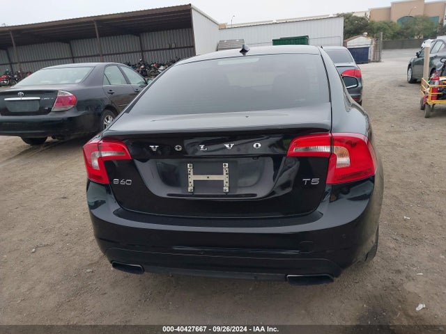 Volvo S60 T5 Premier Plus 2015 YV126MFC8F1311589 Image 16