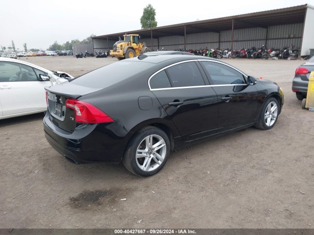 Volvo S60 T5 Premier Plus 2015 YV126MFC8F1311589 Image 4