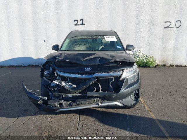 KNDERCAA3M7045760 KIA SELTOS EX