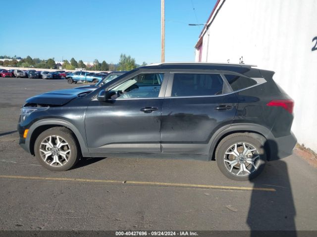 KNDERCAA3M7045760 KIA SELTOS EX
