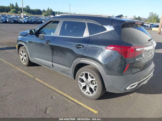 KNDERCAA3M7045760 KIA SELTOS EX