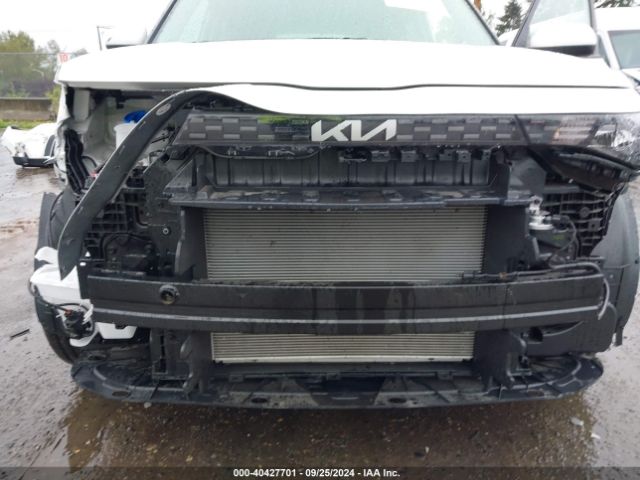 KNDJ23AU2R7239538 KIA SOUL LX