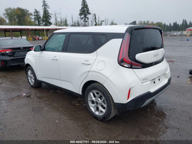 KNDJ23AU2R7239538 KIA SOUL LX
