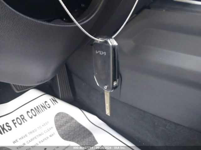 5XYRG4LC9PG235212 KIA SORENTO LX