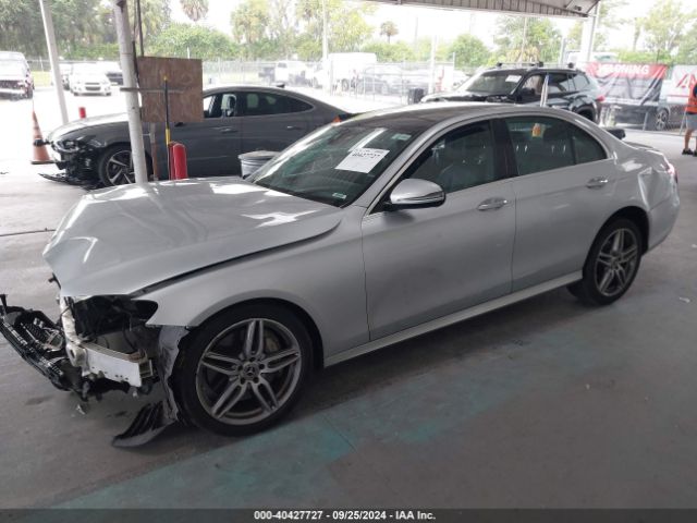 WDDZF4JBXJA295297 Mercedes-Benz E 300