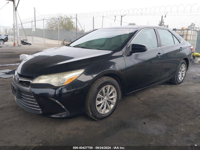 Toyota CAMRY LE 2015 4T1BF1FKXFU056501 Image 2