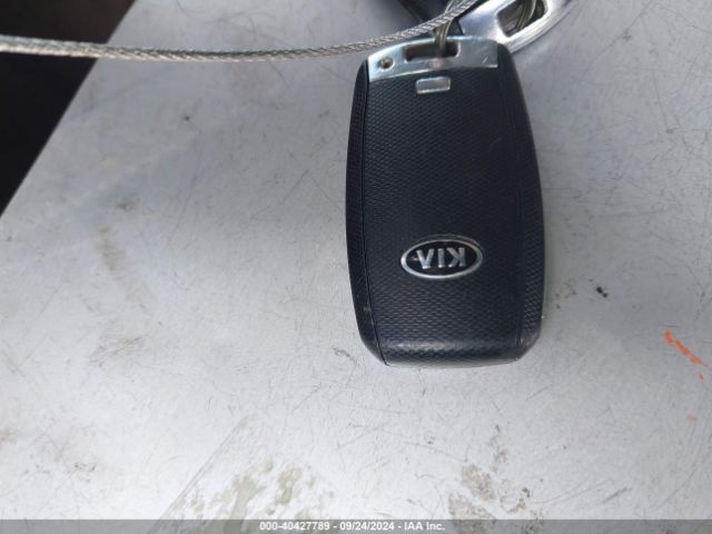 5XYKW4A76FG565883 KIA Sorento Sx V6