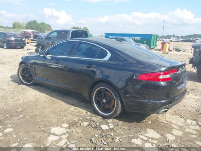 2010 JAGUAR XF SAJWA0FA7AHR58970 Photo 2