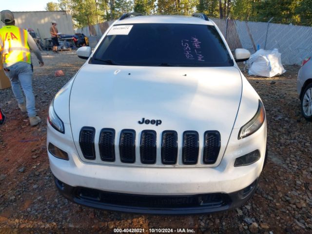 1C4PJLCB2GW184357 Jeep Cherokee Altitude