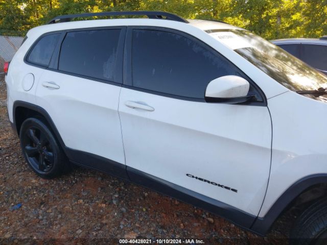 1C4PJLCB2GW184357 Jeep Cherokee Altitude