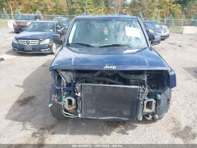 1C4NJRFB2FD270851 Jeep Patriot Latitude