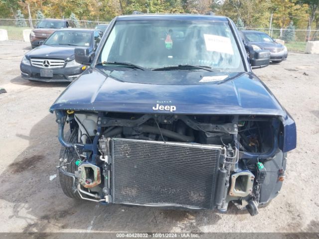 1C4NJRFB2FD270851 Jeep Patriot Latitude